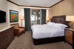 Bedroom - Ritz-Carlton Club at Aspen Highlands - 3 Bedroom